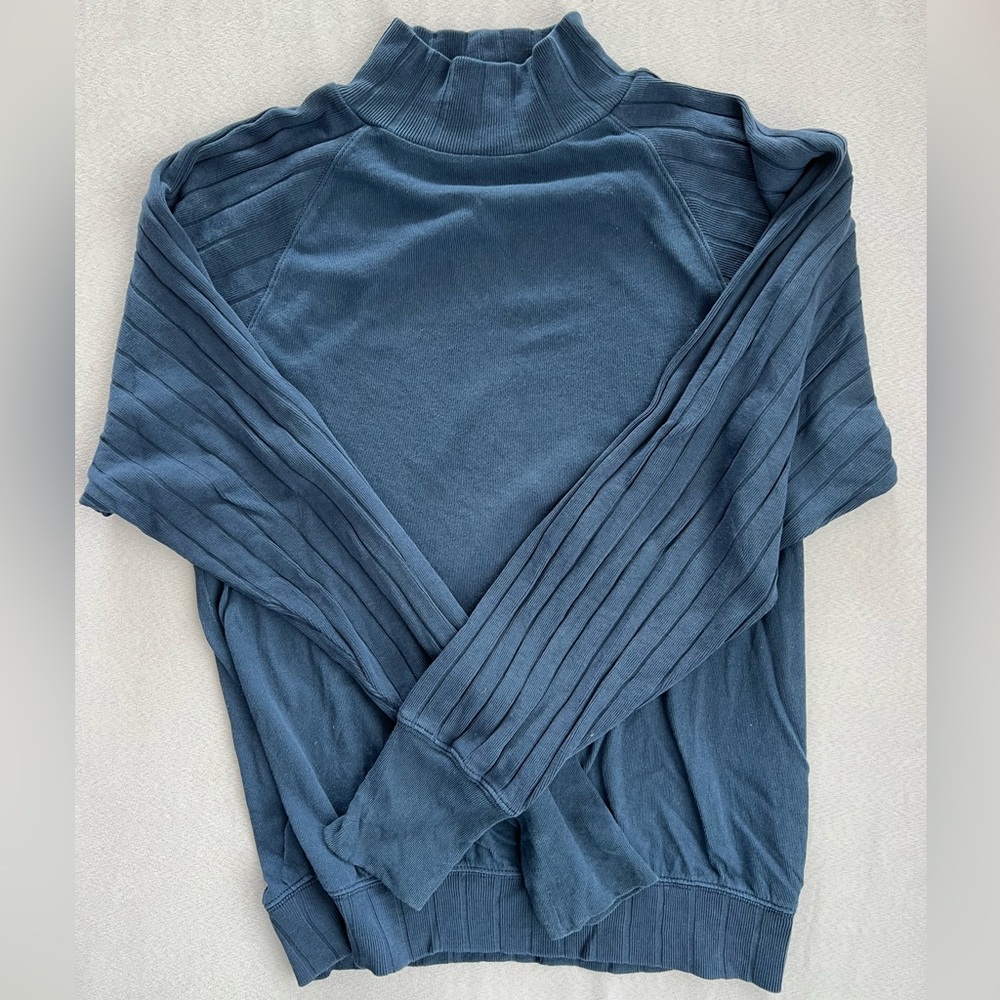 Free People (FP Beach) Mock Turtleneck (Size M)